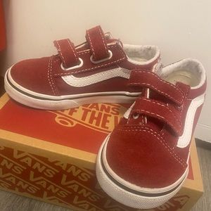 Slightly used toddies vans two straps